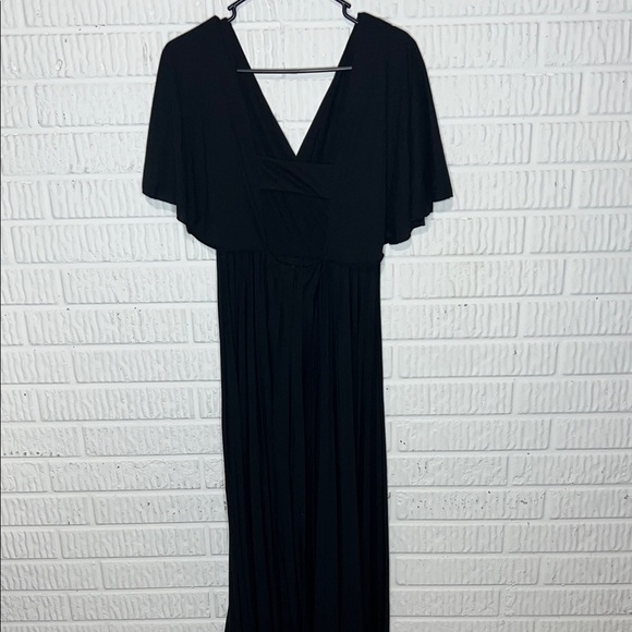 ASOS Black Maxi Pleated Dress - Picture 2 of 4